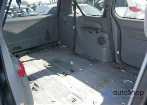 2001 Toyota Sienna Ce z USA, uszkodzony, nr VIN 4T3ZF19C71U348478